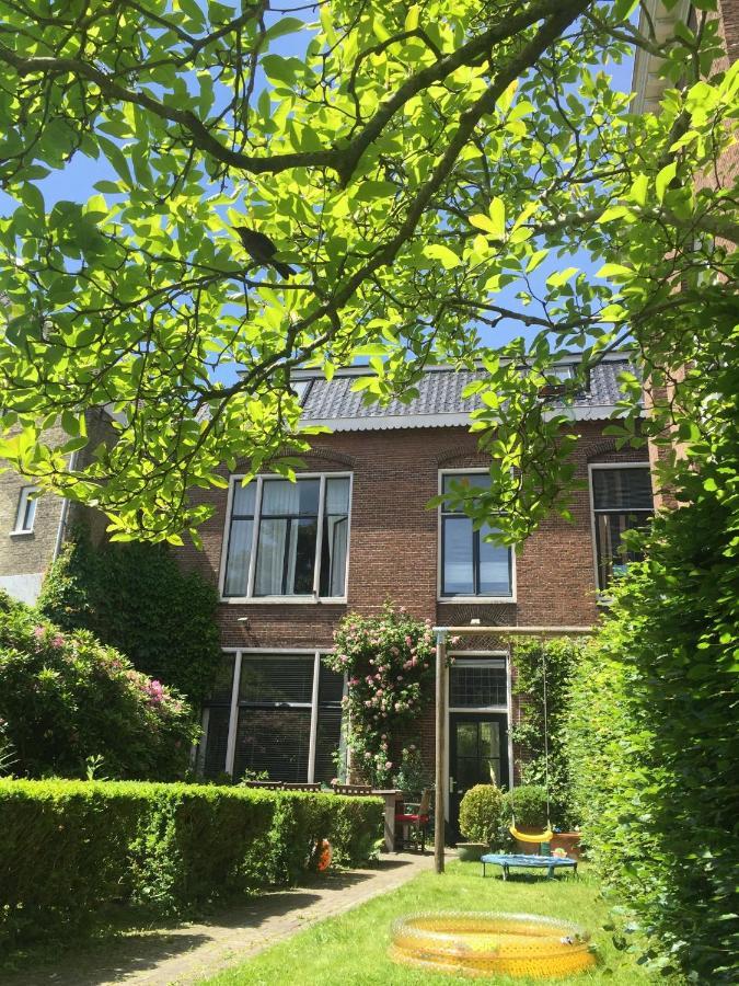 Bed And Breakfast De Oude Pastorie Sneek Exterior photo
